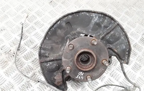 Toyota Avensis T250 Front wheel hub spindle knuckle