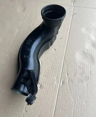 Volvo XC60 Intercooler hose/pipe 31319698