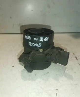 Mercedes-Benz E W211 Mass air flow meter 0281002535