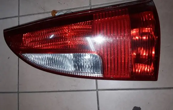 Mazda Premacy Rear/tail lights 22061908