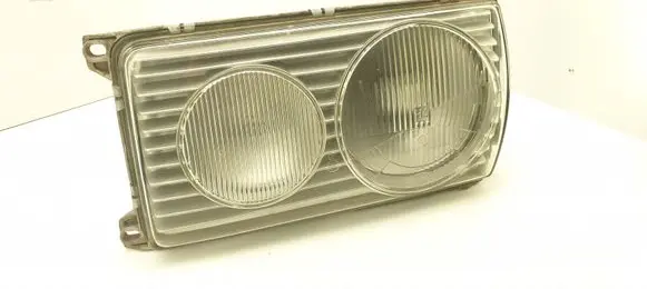 Mercedes-Benz W123 Headlight/headlamp 11768300LI 11768300