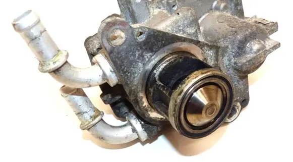 Renault Trafic III (X82) EGR valve 147102175R