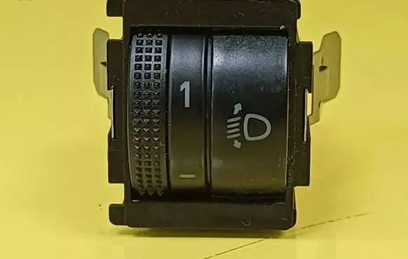 Skoda Octavia Mk1 (1U) Headlight level height control switch 1U0941333B