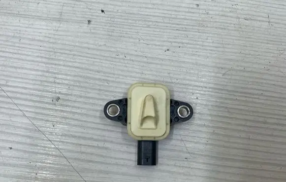 Audi A6 C7 Airbag deployment crash/impact sensor 4H0955557