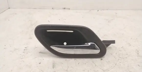 BMW 7 E38 Front door interior handle 8239476