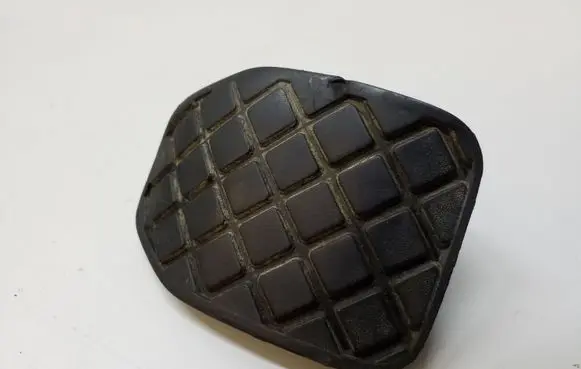 Clutch pedal