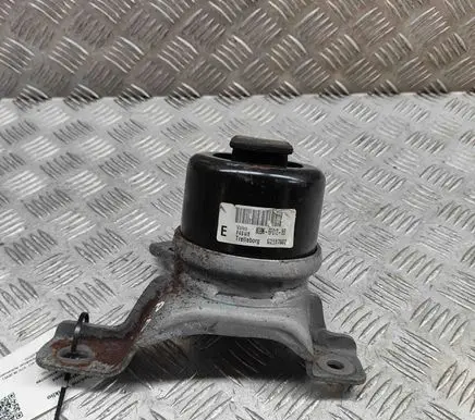 Volvo V70 Engine mount bracket 8G9N6F012BB