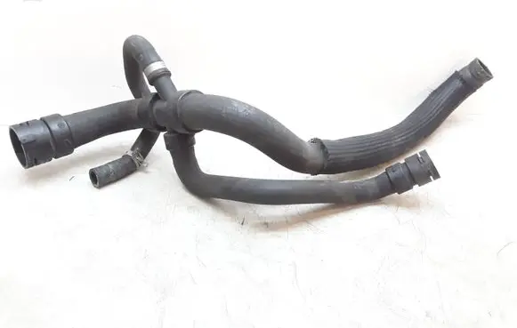 Volvo S80 Engine coolant pipe/hose