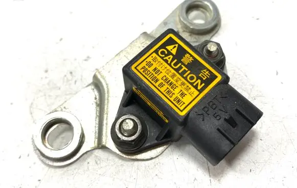 Toyota RAV 4 (XA20) Airbag deployment crash/impact sensor 8944160010 4991000410