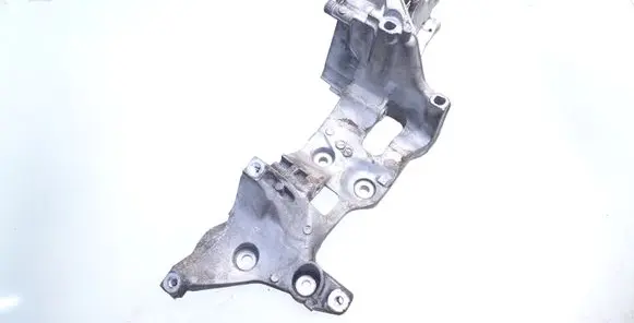 Audi A4 S4 B9 Generator/alternator bracket 04L903143B