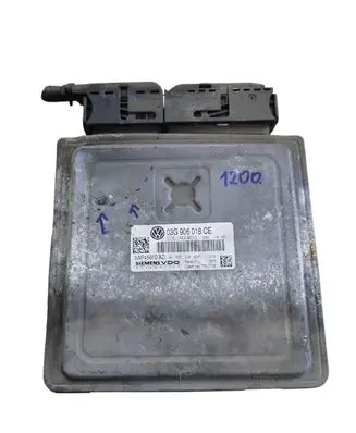 Volkswagen PASSAT B6 Engine control unit/module 03G906018CE 5WP45610AC