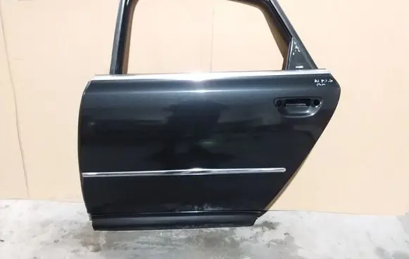 Audi A8 S8 D3 4E Rear door