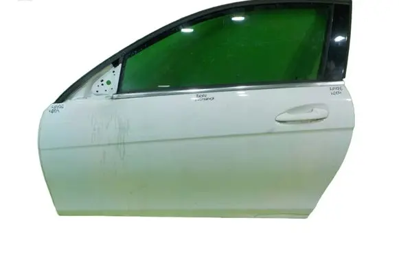 Mercedes-Benz C AMG W204 Front door PRZOD LEWE