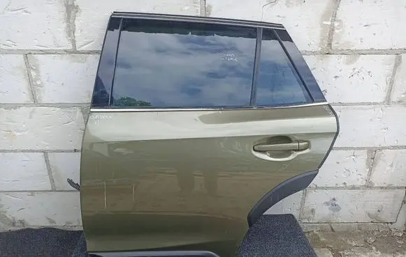 Subaru Outback (BT) Rear door