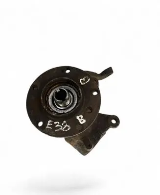 BMW 7 E38 Front wheel hub spindle knuckle 31211142086 1142086
