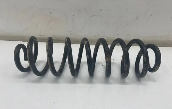 Lexus ES VII XZ10 Rear coil spring