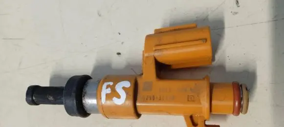 Lexus RX 450H Fuel injector 2325031140