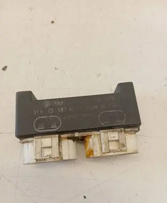 Coolant fan relay