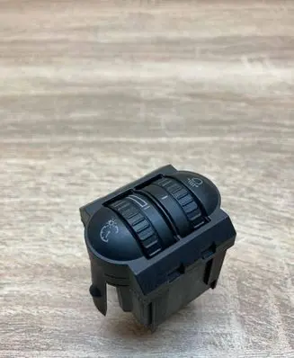 Volkswagen Golf V Headlight level height control switch 1K0941333D