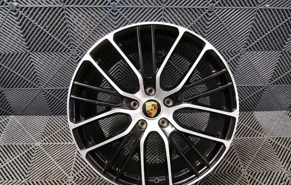Porsche Panamera (971) R21 alloy rim 971698025D