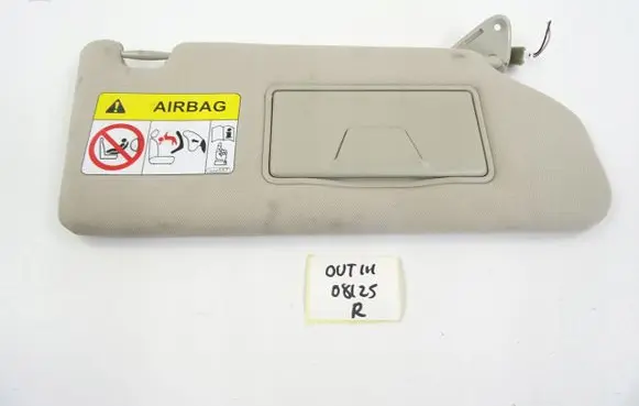 Mitsubishi Outlander Sun visor