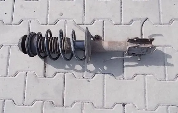 Toyota Yaris Front shock absorber/damper