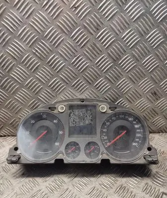 Volkswagen PASSAT B6 Speedometer (instrument cluster) 3c0920871e