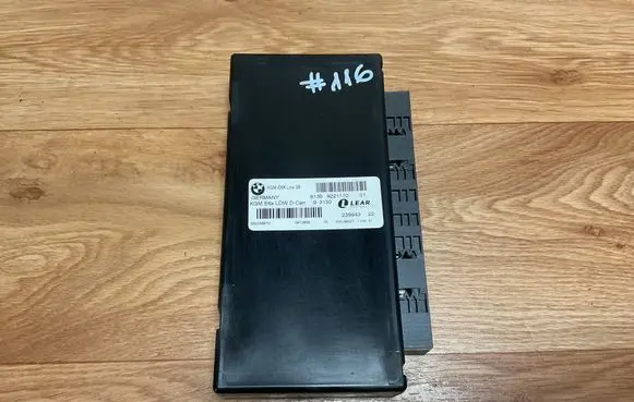 BMW 5 E60 E61 Comfort/convenience module 9221110 0910606 93130