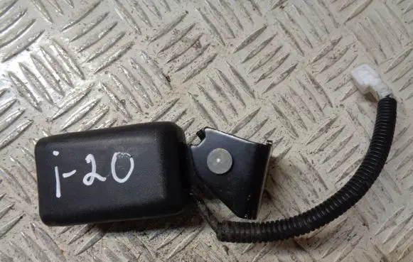 Hyundai i20 (GB IB) Rear seatbelt buckle