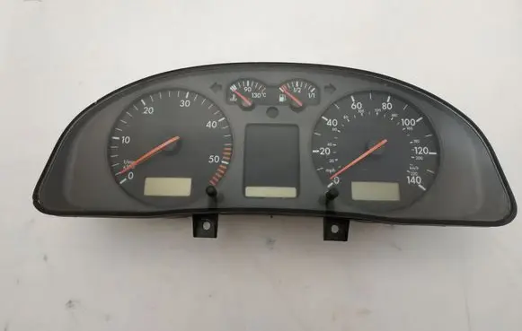 Volkswagen PASSAT B5 Speedometer (instrument cluster) 3B0919911A