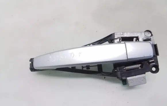 Opel Astra H Front door exterior handle