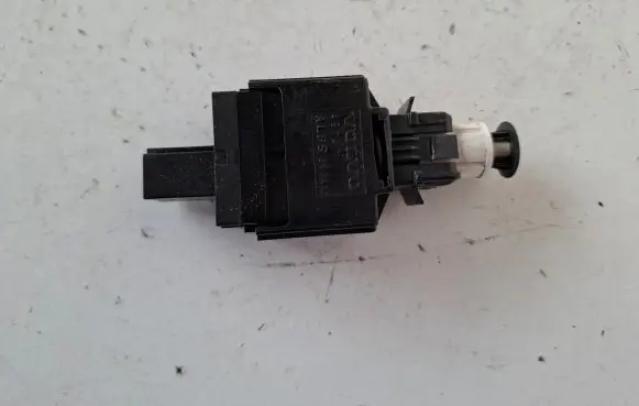 Volvo S60 Brake pedal sensor switch 8622064 12W126