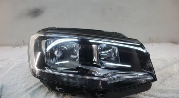 Volkswagen Transporter - Caravelle T6 Headlight/headlamp 7E1941006D 90072932 9007293201P8