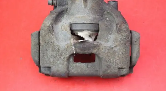 Fiat Croma Front brake caliper