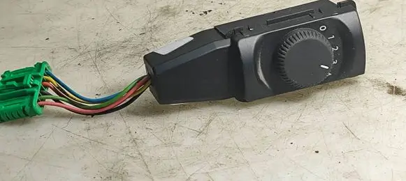 Peugeot 5008 Air conditioning/heating control unit 96846886XT