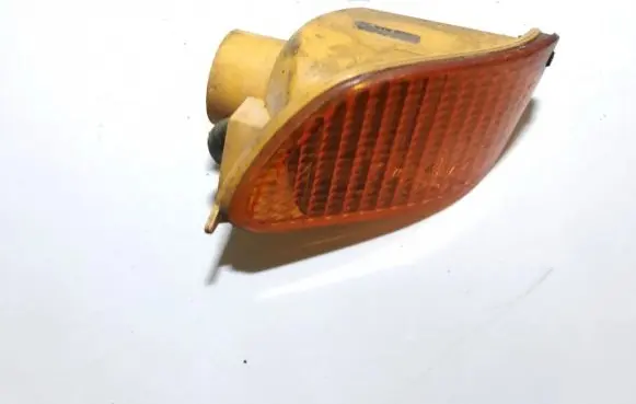 Ford Focus Front indicator light xs4113369a xs41-13369-a