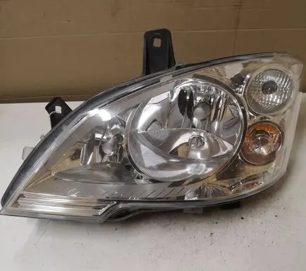 Mercedes-Benz Vito Viano W639 Headlight/headlamp A6398201861 1EG00962701