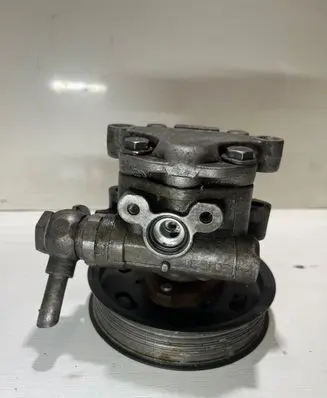 Volkswagen Caddy Power steering pump 038135255b