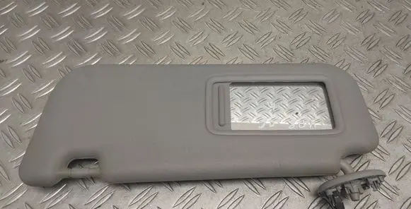 Sun visor