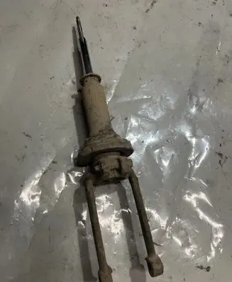 Jeep Cherokee III KJ Front shock absorber/damper