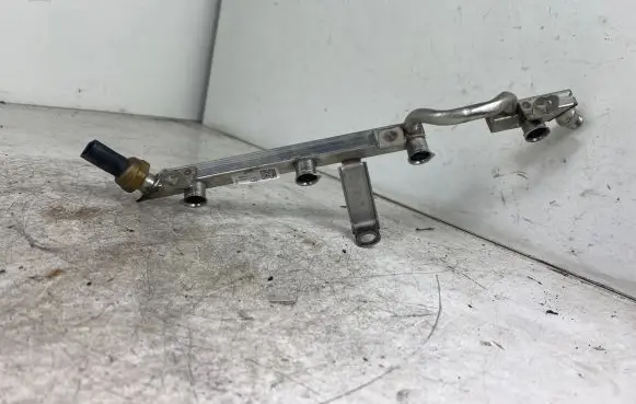 Volkswagen PASSAT B7 Fuel main line pipe 03C133317A 03C129041D 03C906051A