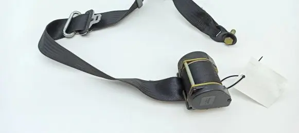 BMW 7 E23 Front seatbelt 245301 AFG031937 9E43000000