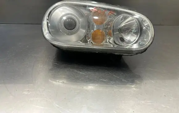 Volkswagen Golf IV Headlight/headlamp 0301161272 1J1941016L