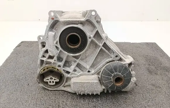 BMW X3 G01 Gearbox transfer box case 7884831 5A32757