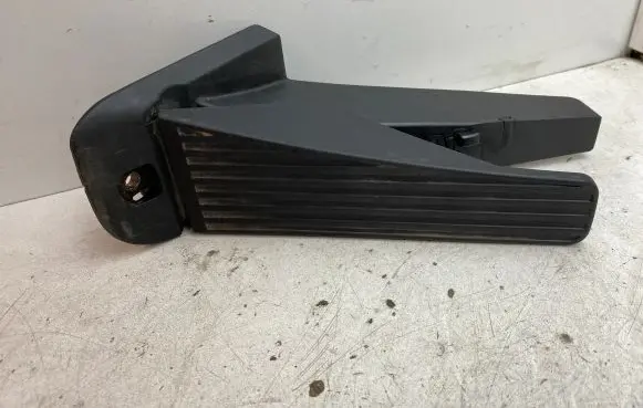 Volvo XC60 Accelerator throttle pedal 32269124