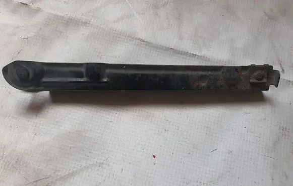 Mercedes-Benz SL R230 Front bumper mounting bracket A2308800614