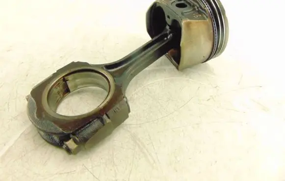 Renault Megane I Piston 