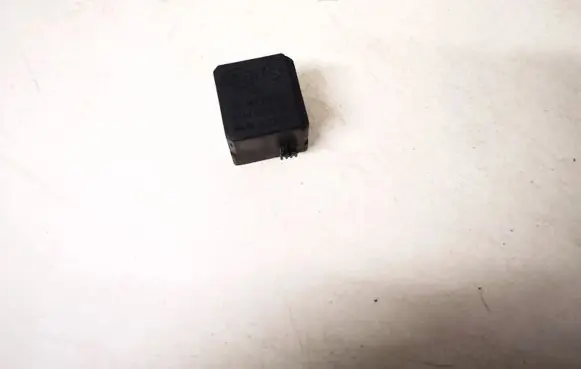 Mercedes-Benz E W211 Other relay a0025421319 4ra007791-00