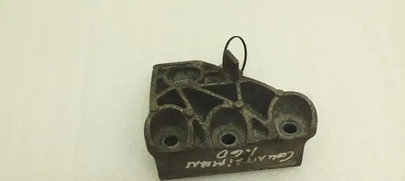 Mini Cooper Countryman R60 Engine mounting bracket 6788664 67886640