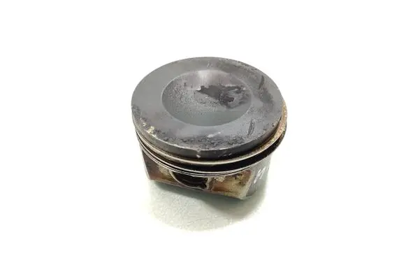 Audi A4 S4 B7 8E 8H Piston 